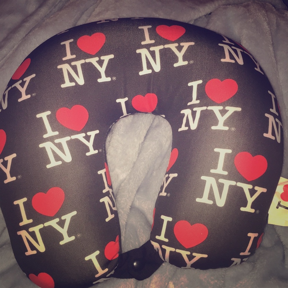 Neck pillow!!